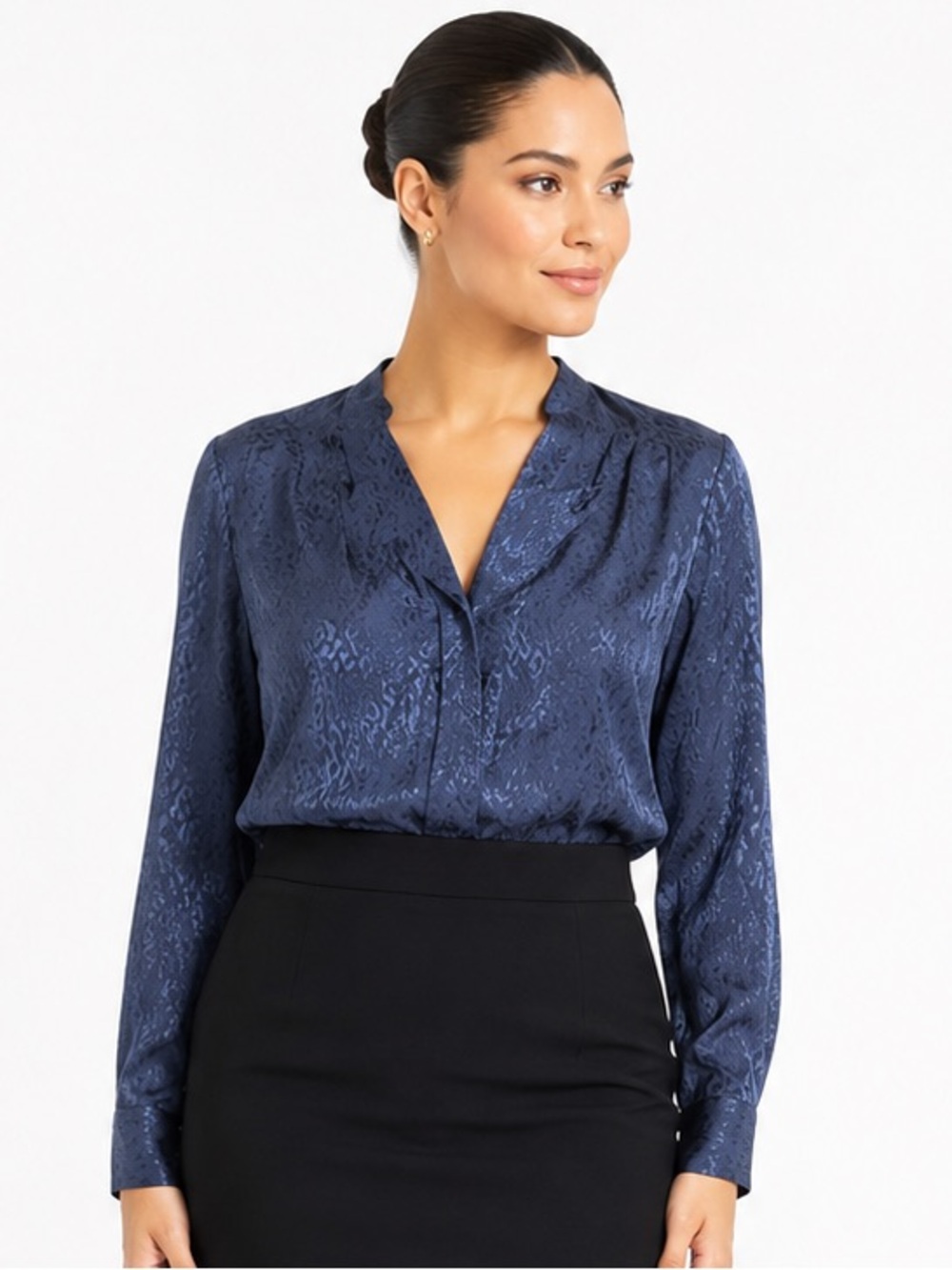 Babaton M Silky Viscose Blouse Navy Texture Animal Print Office Modern Flowy